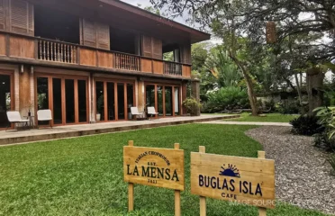 Buglas Isla Cafe