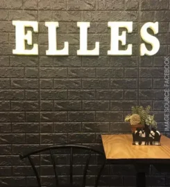 Elle's Mini Cafe