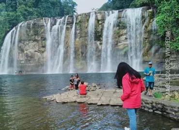 Tinuy-an Falls